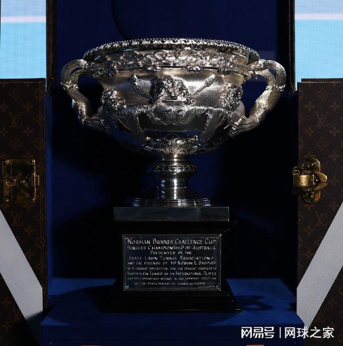 彩票-王美丽激战奥胖,海峡组合输球,仨大师齐头并进,卫冕冠军赢德比