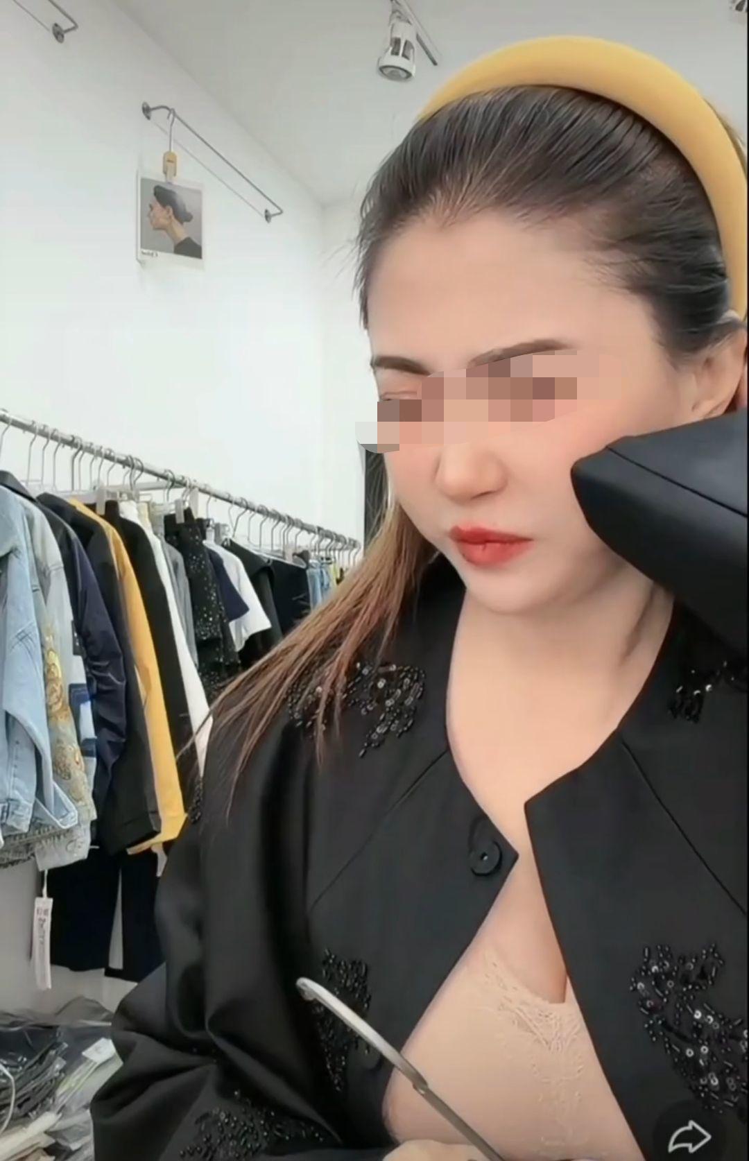 彩票-39岁山西网红“王炸姐”直播时突然大喊“难受”,脑干出血送医抢救仍不幸离世,义工协会会长:她参加公益活动已有七八年