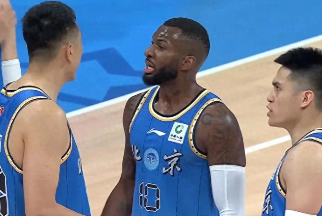 乐彩网-北京首钢106-92险胜南京，球员表现评分 2人满分 3人优秀 2人及格